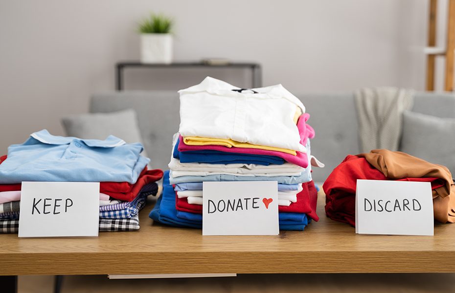 Is your life clogged by clutter? Time for some döstädning!